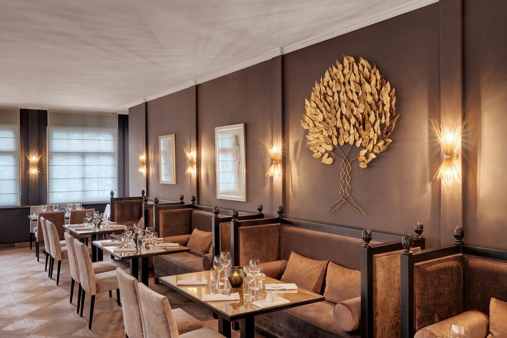 Hotel Morosani Schweizerhof 4*